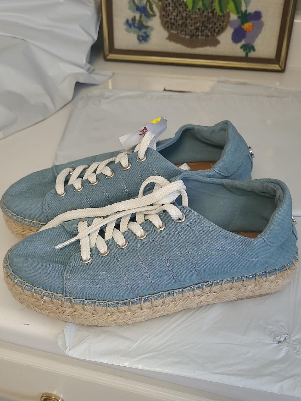 NWT Steve Madden Light Blue Denim Espadrille Sneakers with White Laces